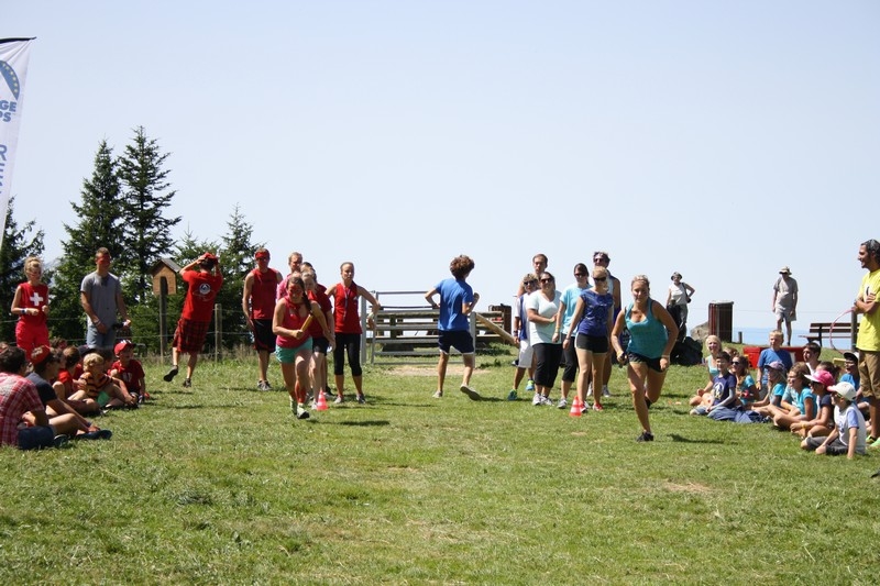 Village Camps International Summer Camp Leysin, Switzerland 2025-08-09 https://www.villagecamps.com/journals_admin/images/709-42-festival (148).jpg